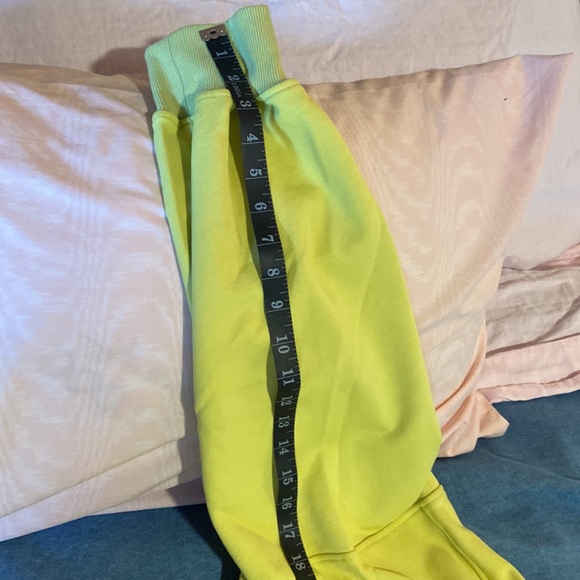 NAP Oversized hoodie jacket in bright spring green. - Picture 6 of 8